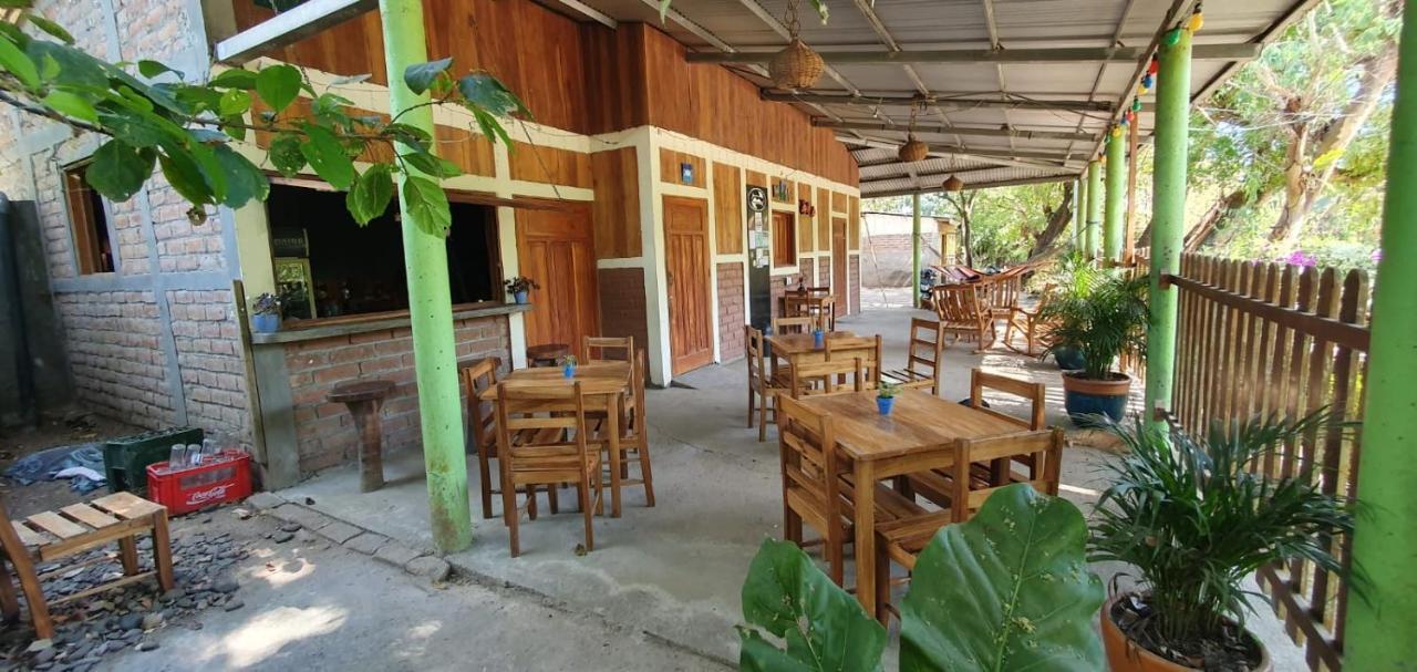 B&B, Family Run Homestay, Hospedaje La Penita Altagracia ภายนอก รูปภาพ