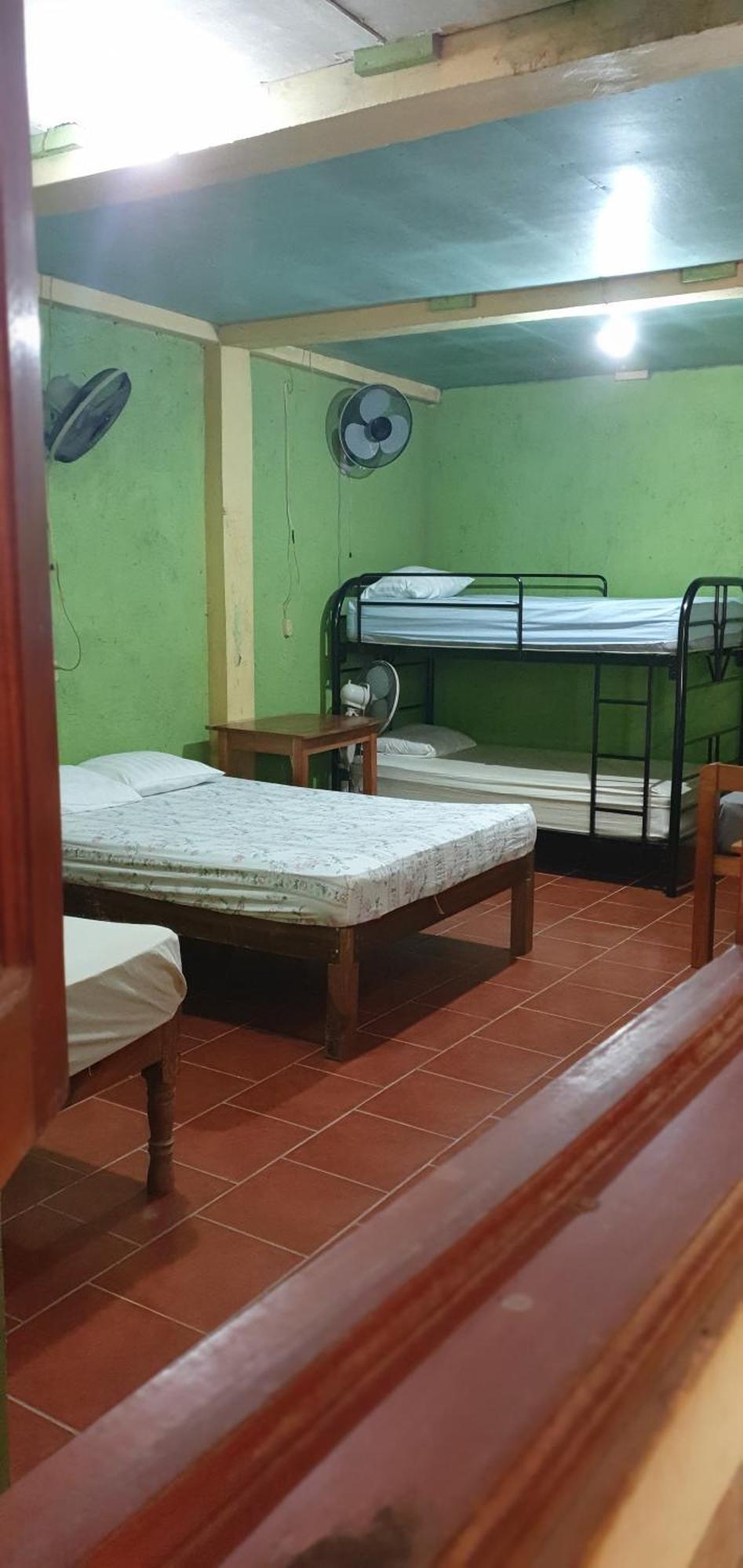 B&B, Family Run Homestay, Hospedaje La Penita Altagracia ภายนอก รูปภาพ
